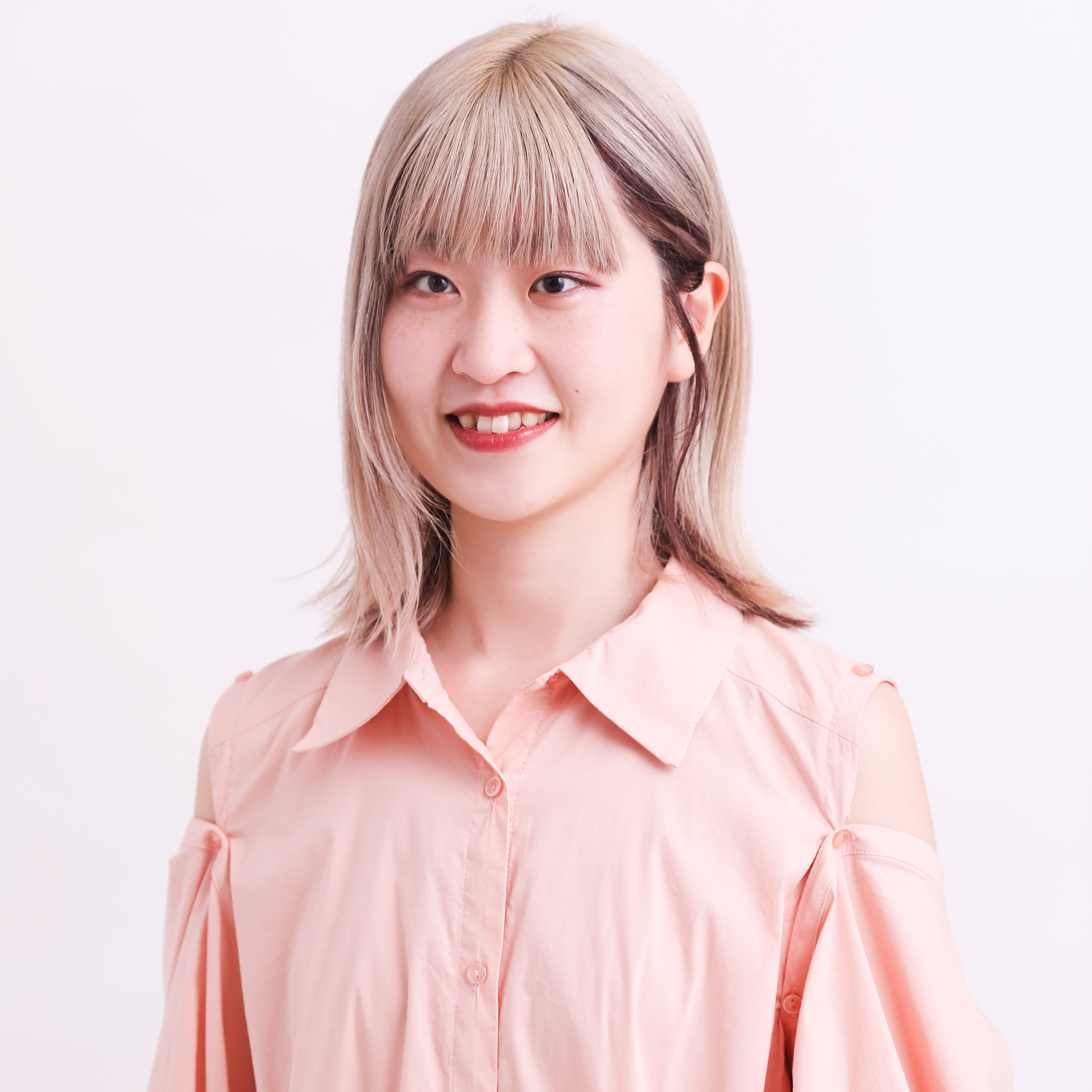 Riho WATANABE